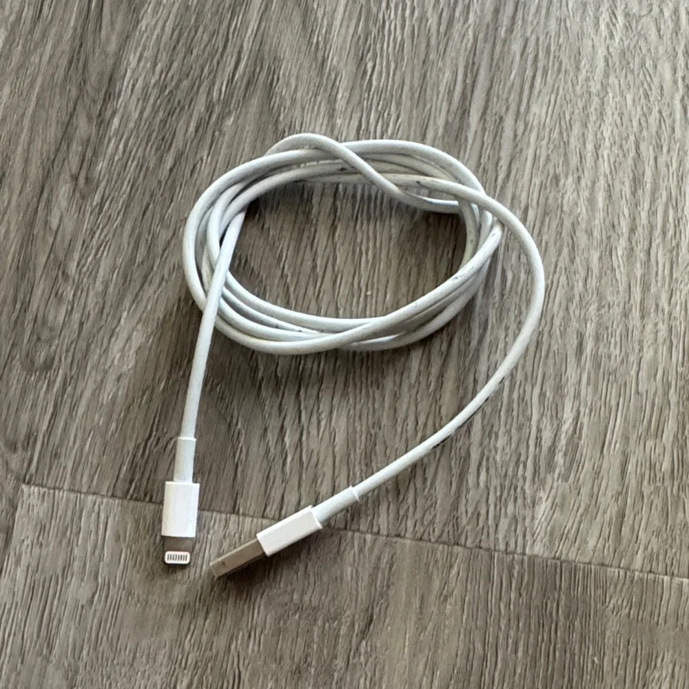 Apple USB to Lightning Charging Cable